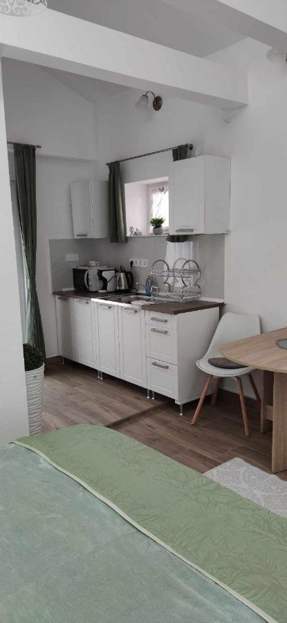 Varfal Apartman II Эгер Экстерьер фото