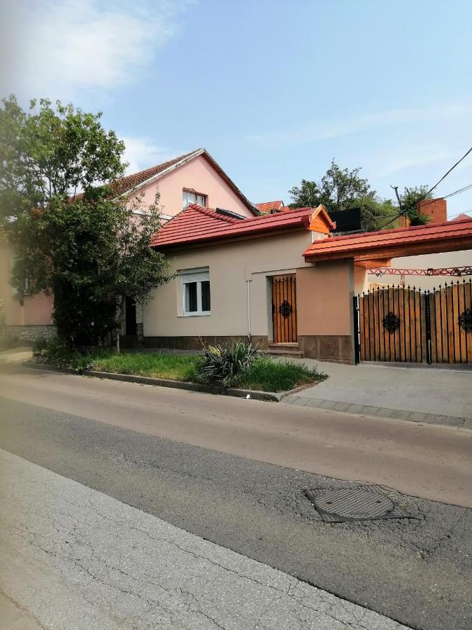 Varfal Apartman II Эгер Экстерьер фото