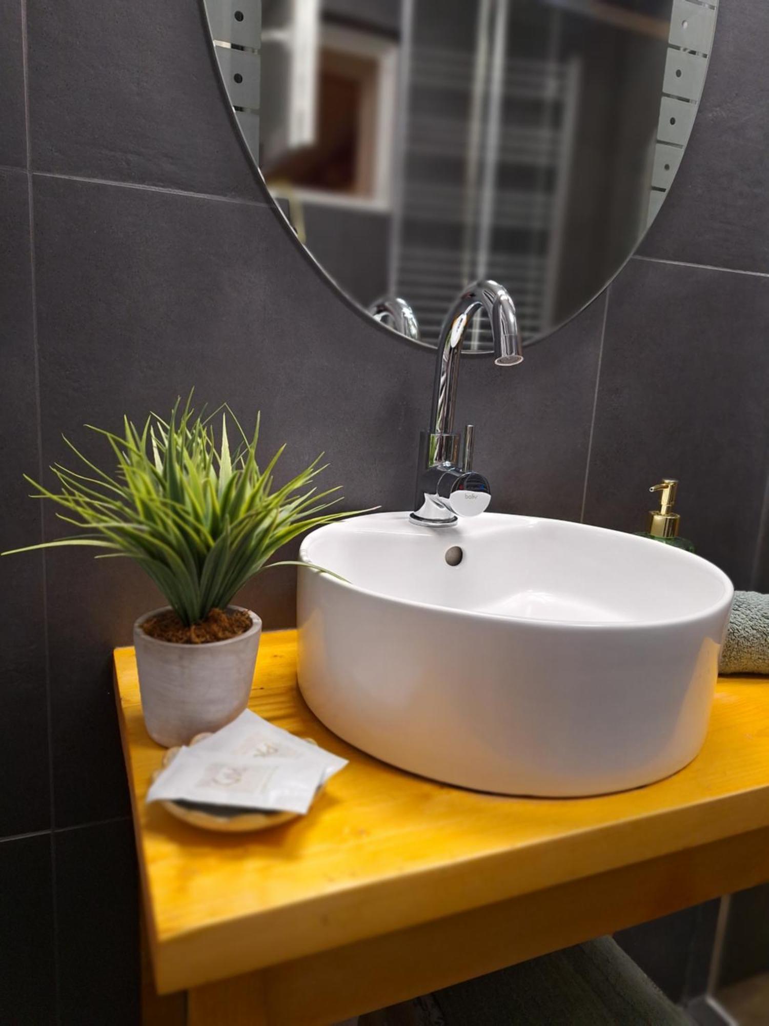 Varfal Apartman II Эгер Экстерьер фото